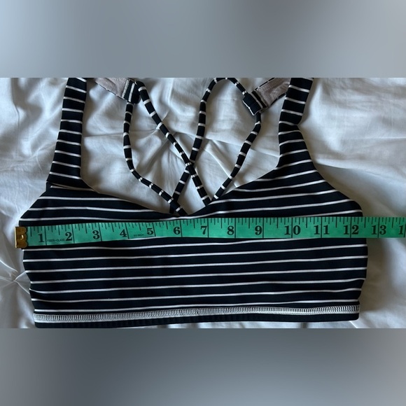 Lululemon Free To Be Sports Bra - Picture 4 of 7